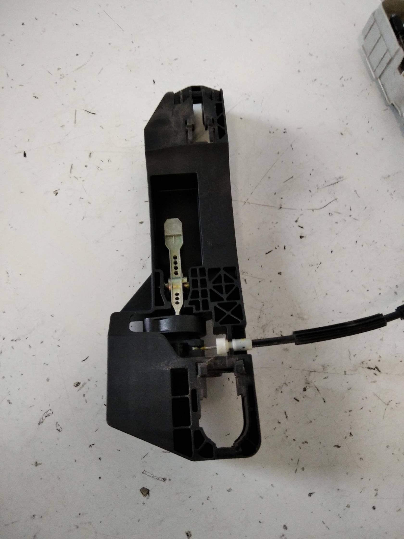 Serratura porta post. dx.